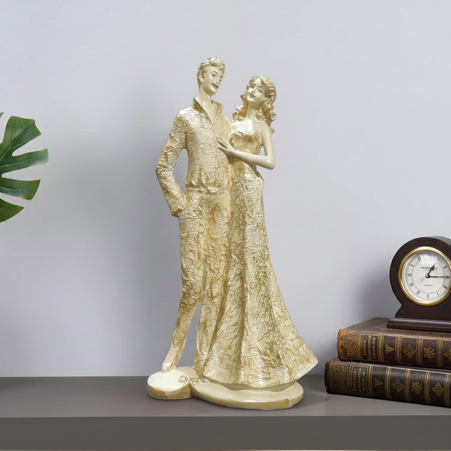 Artistic Pose of Romantic Love Couple Figurine