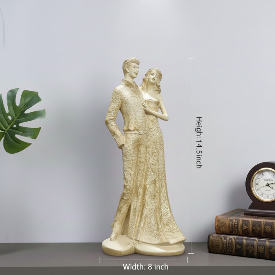 Artistic Pose of Romantic Love Couple Figurine