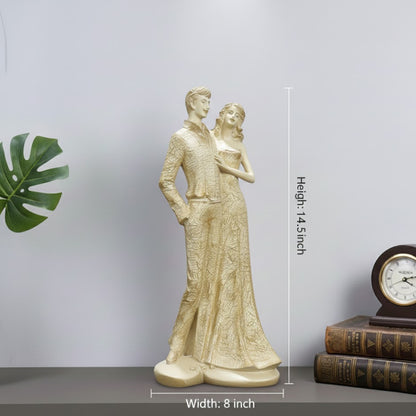 Artistic Pose of Romantic Love Couple Figurine