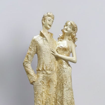 Artistic Pose of Romantic Love Couple Figurine