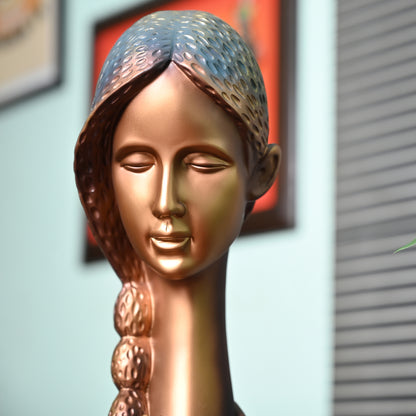 Welcome Lady Statue: Sculpture Showpiece for Home Decor